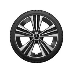 Mercedes-Benz CLA EQ komplette sommerhjul 19"