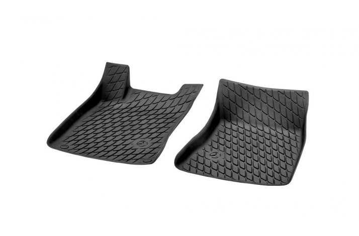 Mercedes-Benz CLA coup&eacute; og Shooting Brake, gummimttest