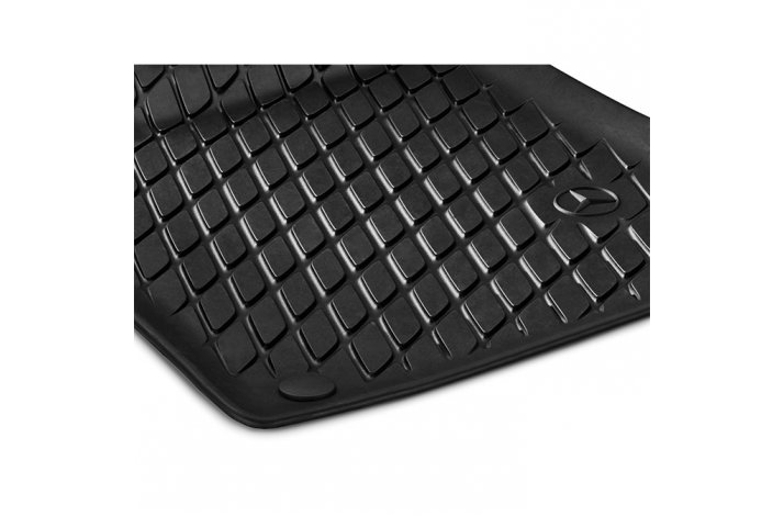 Mercedes-Benz A-klasse W177, Hatchback gummimttest