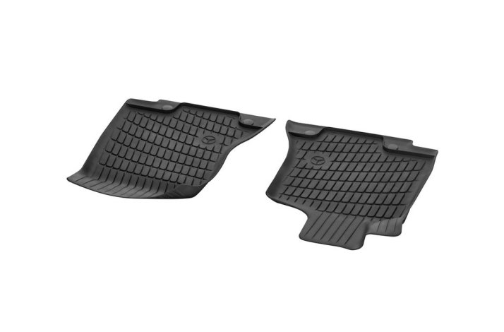 Mercedes-Benz C-Klasse stationcar og sedan, gummimttest