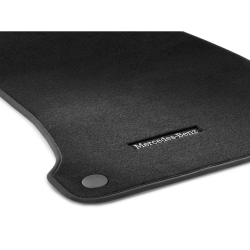 Mercedes-Benz CLS, velourmttest