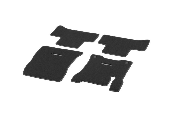 Mercedes-EQ EQA velourm�ttes�t