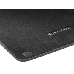 Mercedes-Benz GLB velourmttest