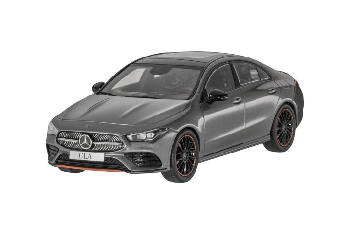 Mercedes-Benz CLA coup&eacute; AMG Line (C118). 1:18