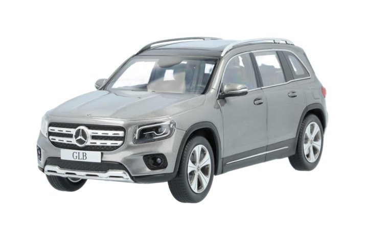 Mercedes-Benz GLB Progressive Line (X247), 1:18