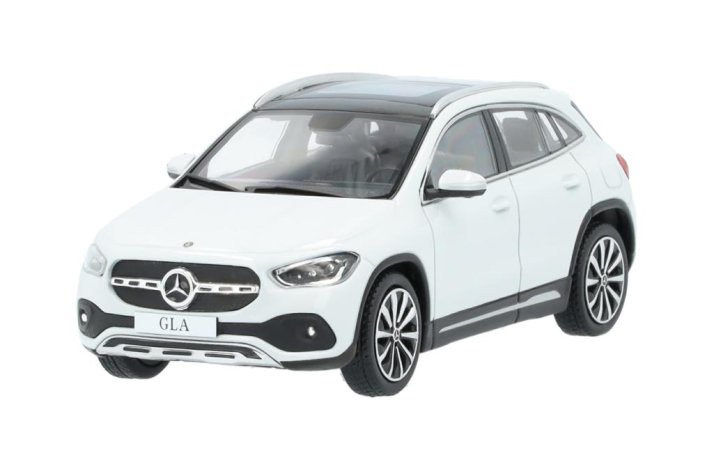 Mercedes-Benz GLA Progressive Line (H247), 1:43