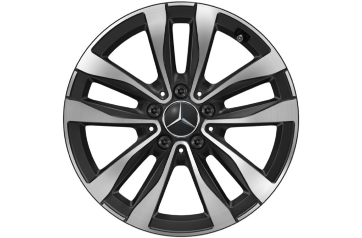 Mercedes-Benz komplette vinterhjul 17&Prime;
