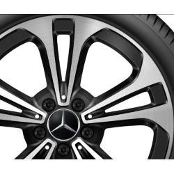Mercedes-Benz komplette vinterhjul 18" med brede baghjul