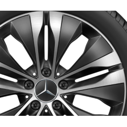 Mercedes-Benz komplette vinterhjul 18" med brede baghjul