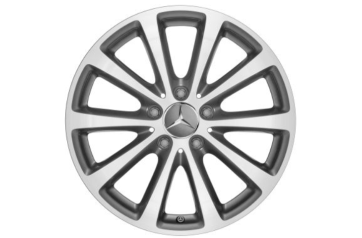 Mercedes-Benz komplette vinterhjul 17" 
