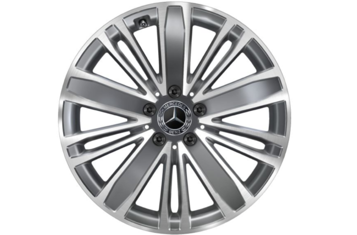 Mercedes-Benz komplette vinterhjul 18" med brede baghjul