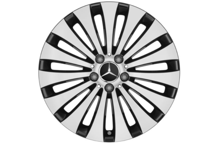 Mercedes-Benz komplette vinterhjul 18" med brede baghjul