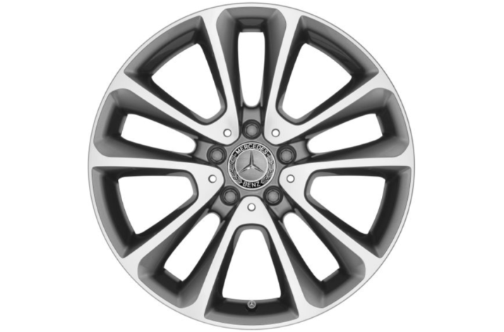 Mercedes-Benz komplette vinterhjul 18" med brede baghjul